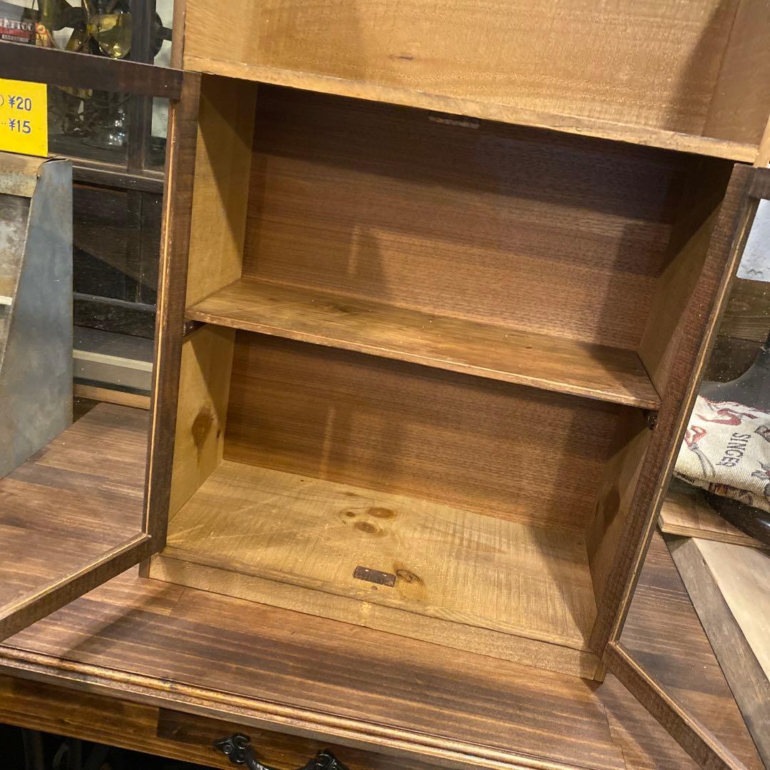 レトロ風キャビネット