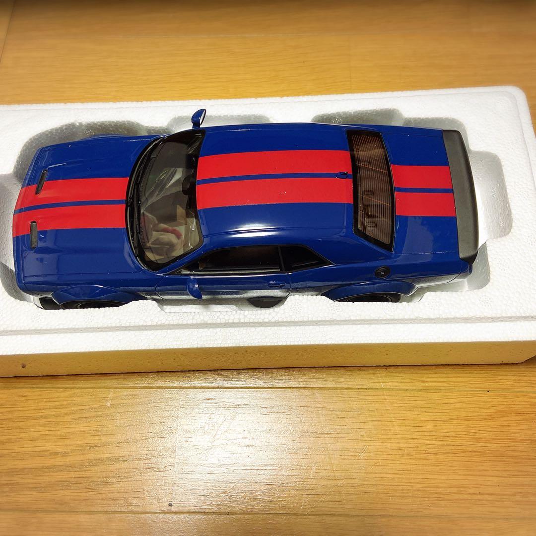 新品★ミニカー　アメ車　1/18ダッジチャレンジャー　GT362 GTスプリット