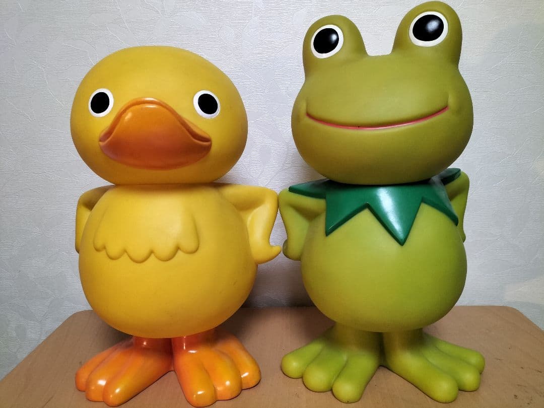 ガーコ　ケロタン　巨大貯金箱