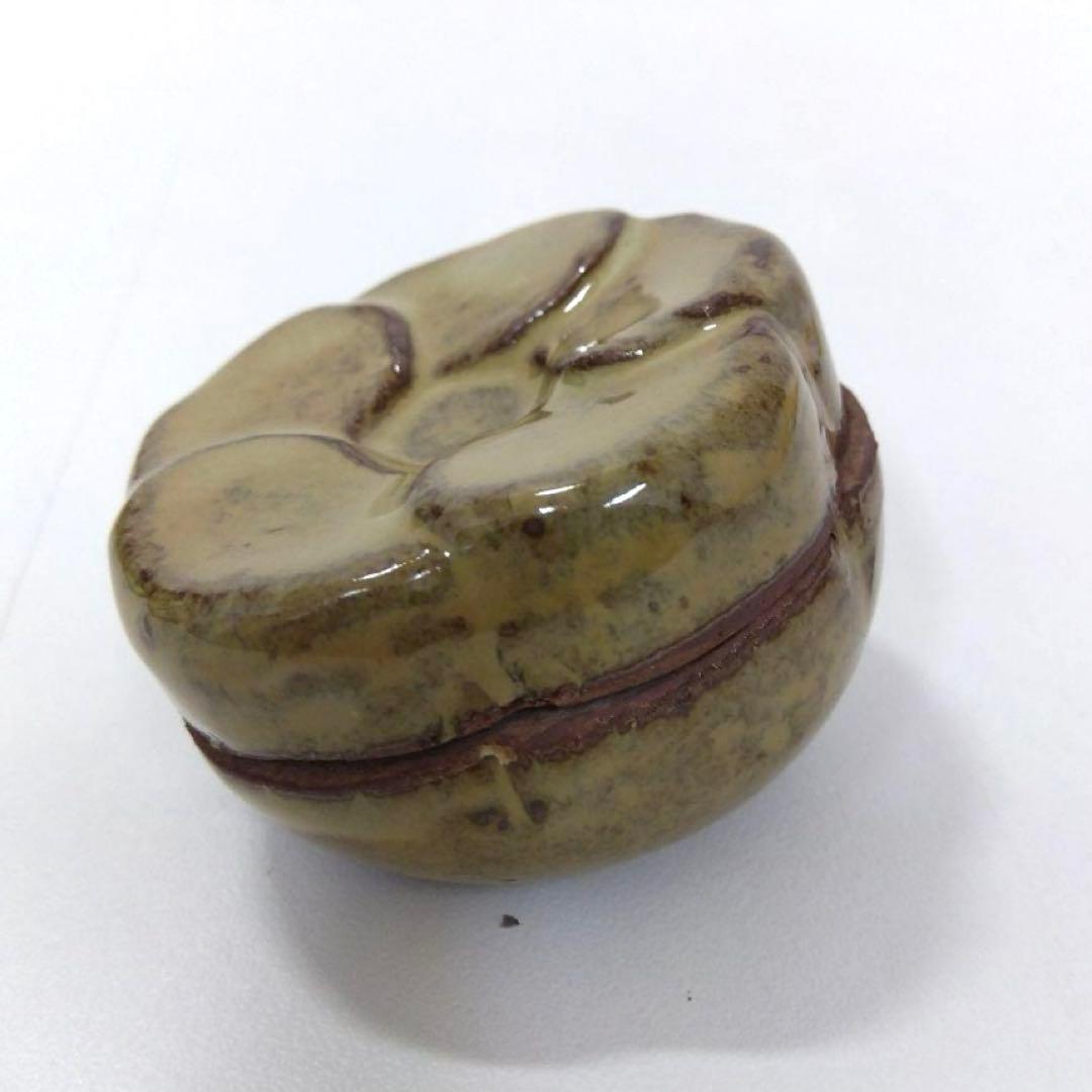 高取焼 亀井味楽 即中斎書付 捻梅香合 共箱