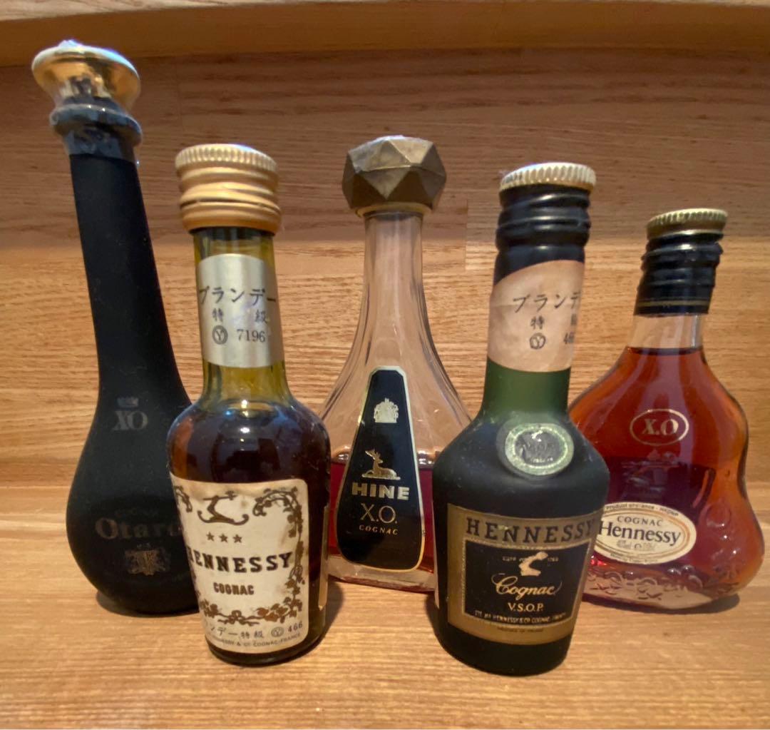 m*7様 希少！ルイ13世ミニチュアバカラボトル&古酒ミニチュアボトル100本！