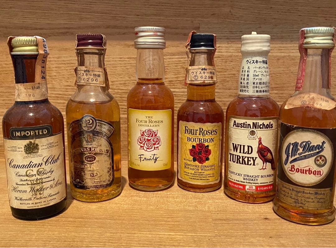 m*7様 希少！ルイ13世ミニチュアバカラボトル&古酒ミニチュアボトル100本！