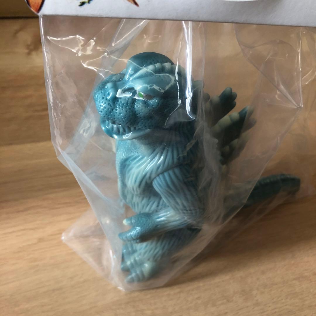 マルサン　世紀の大怪獣　ゴジラ　蓄光ブルーマーブル