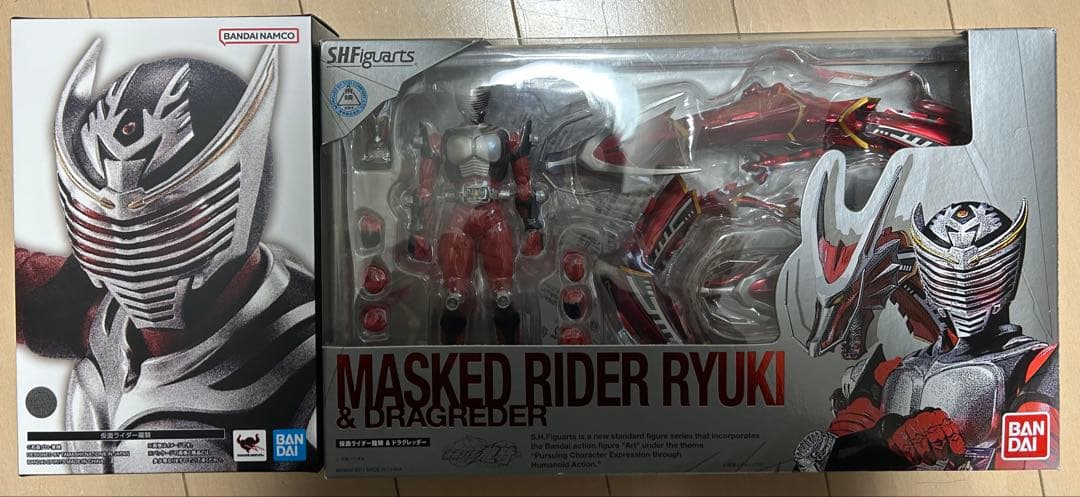 真骨彫製法仮面ライダー龍騎＆ドラグレッダー