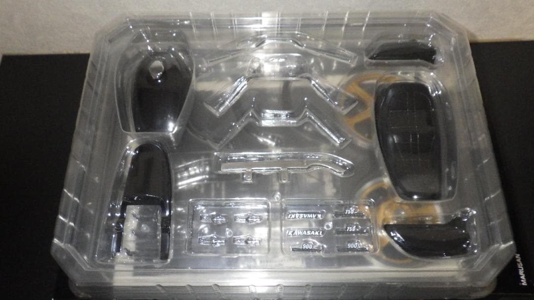 マルサン　Kawasaki 750 RS Z2　キャンディオレンジ　1/6