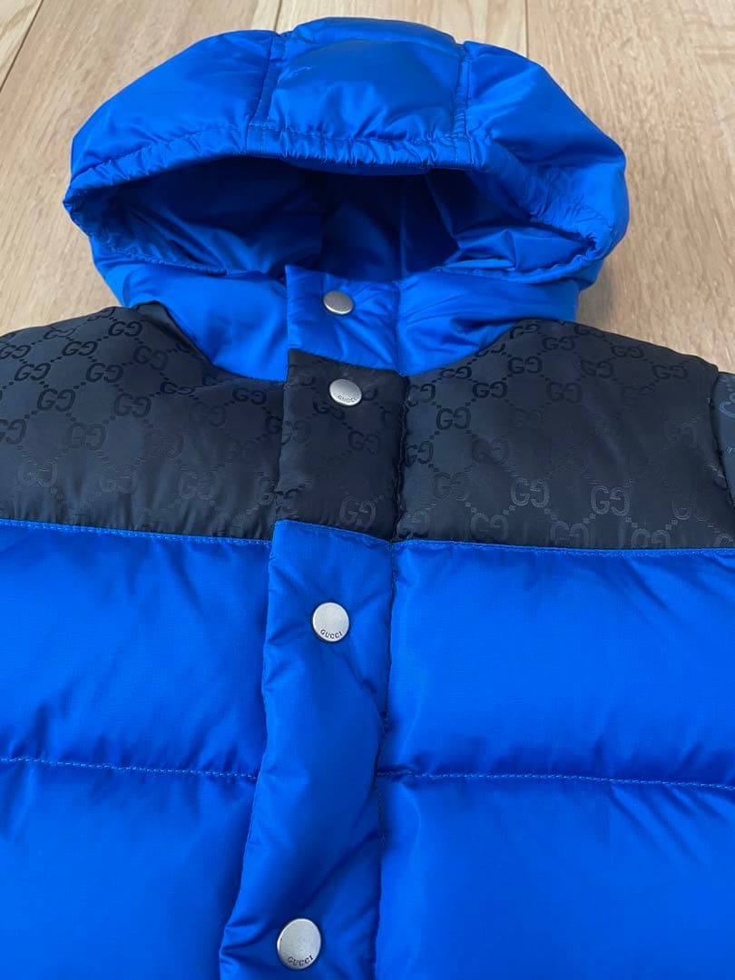 GUCCI チルドレン　ダウンジャケット