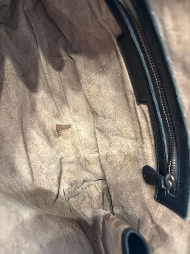 【かなり美品】ボッテガヴェネタ　イントレチャート黒ショルダーバッグ