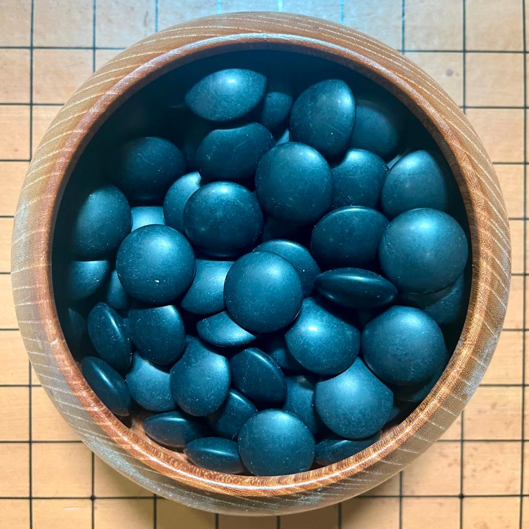 【onih0926】足付碁盤 厚さ約17.5cm 桐箱付き碁石 懐志作碁笥