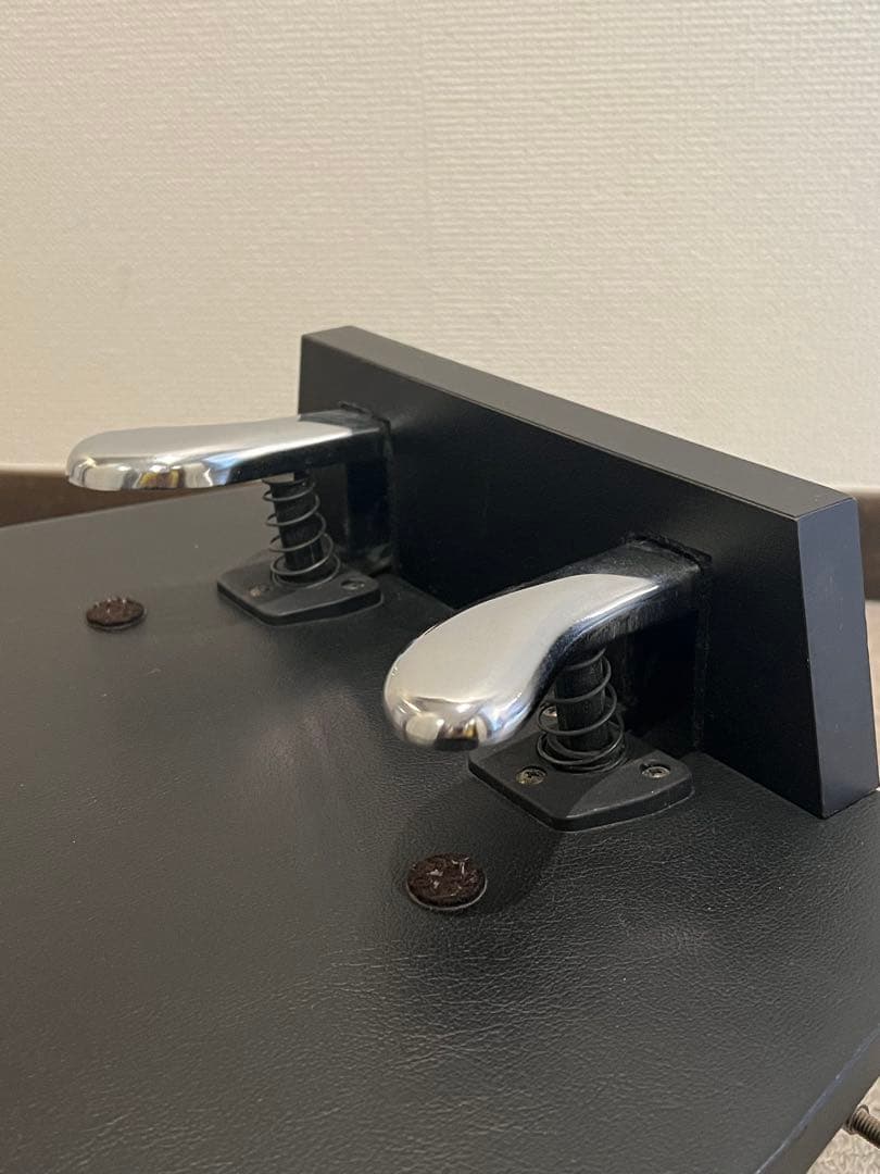 ピアノ補助ペダル　吉澤Peacock AX-T1