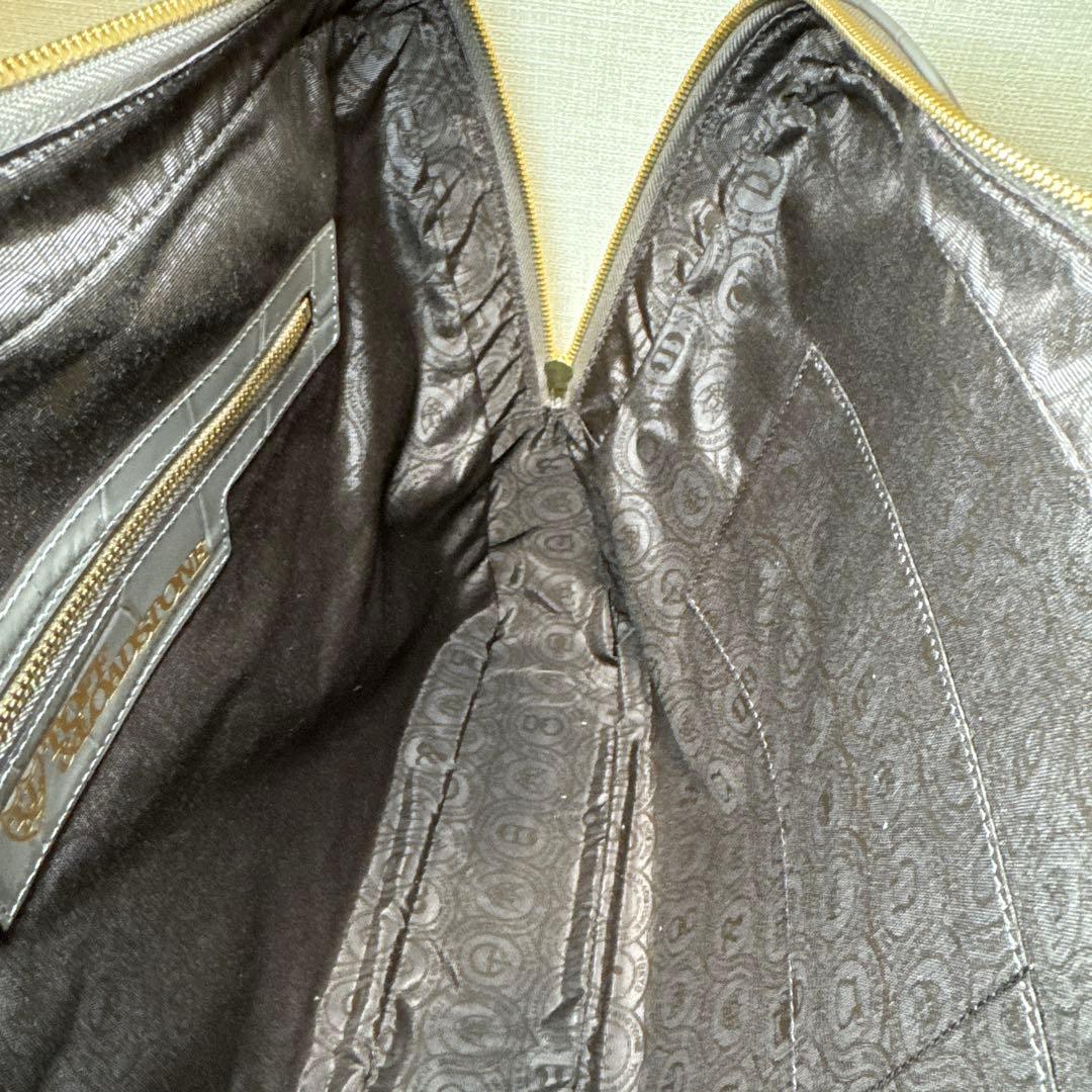 57 未使用　トフアンドロードストーン　ビジネスバッグ　レザー　型押し　グレー