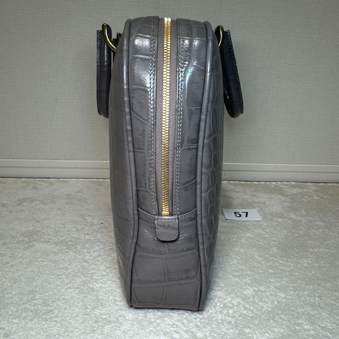 57 未使用　トフアンドロードストーン　ビジネスバッグ　レザー　型押し　グレー