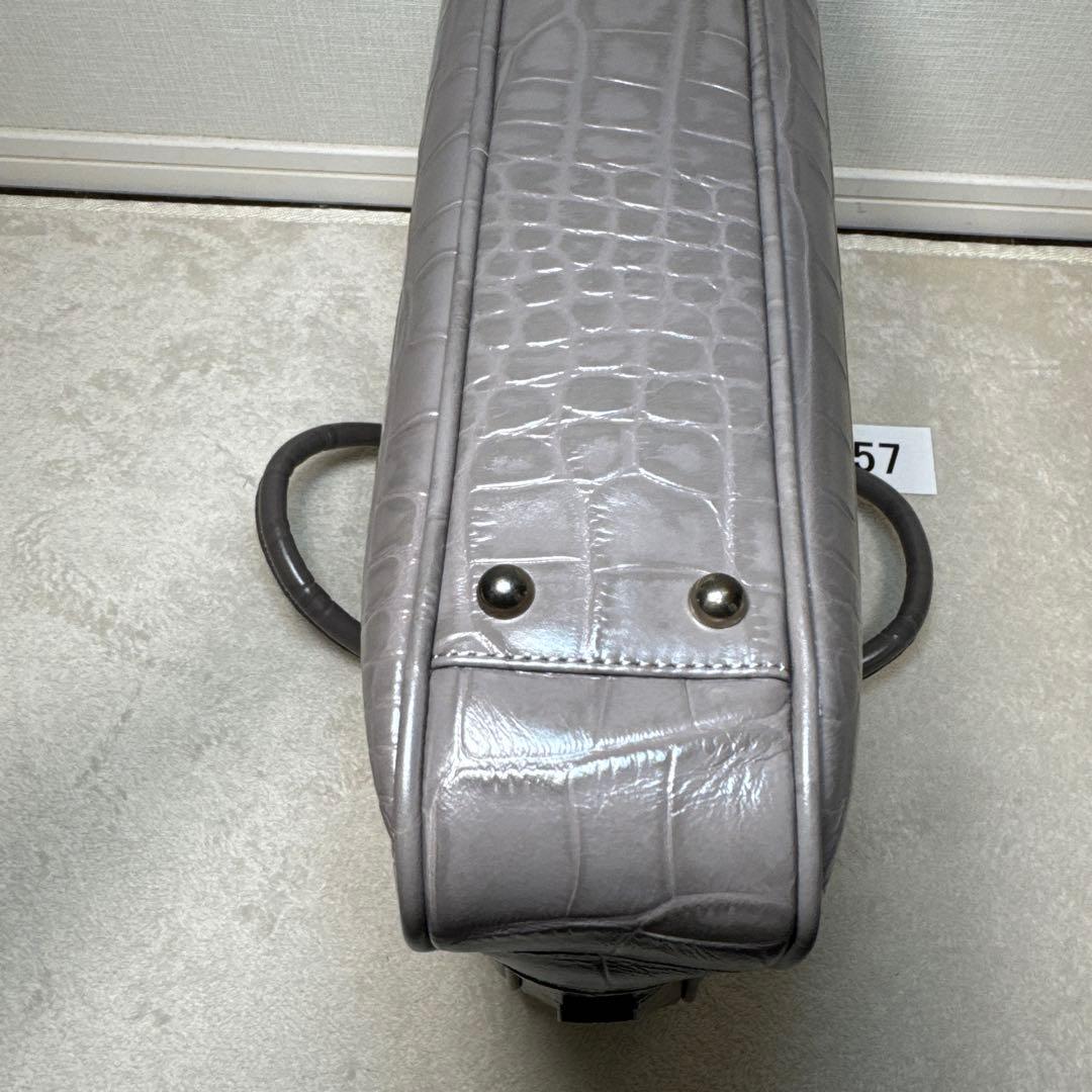 57 未使用　トフアンドロードストーン　ビジネスバッグ　レザー　型押し　グレー
