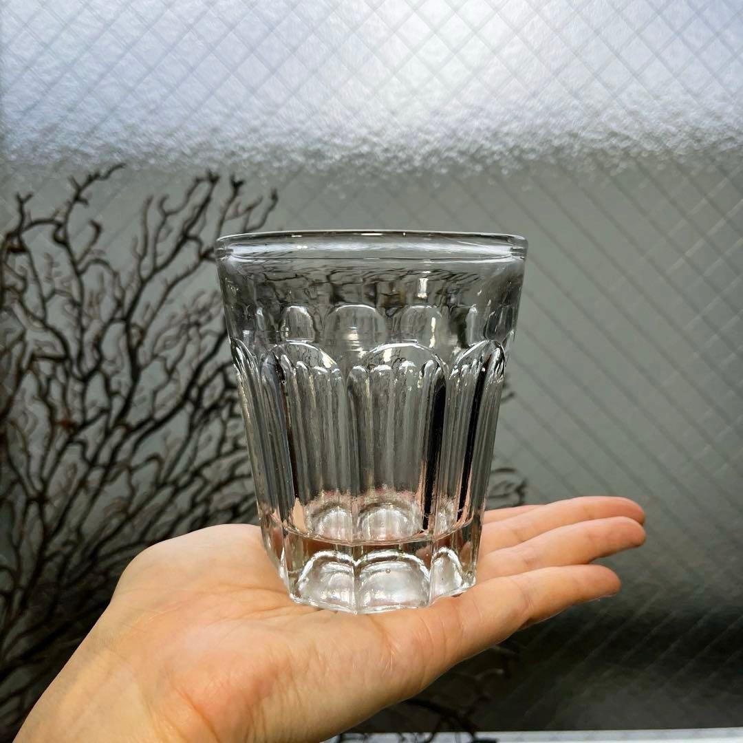 骨董　時代ガラス　ゆらゆら　気泡入り　希少銀色　水飲みコップ　剣先コップ　ウラン