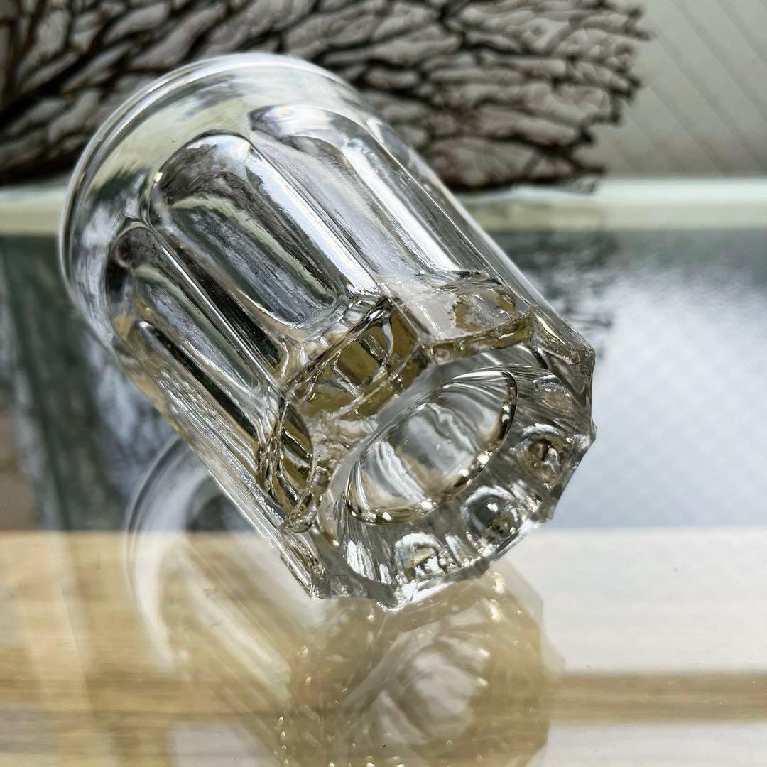 骨董　時代ガラス　ゆらゆら　気泡入り　希少銀色　水飲みコップ　剣先コップ　ウラン