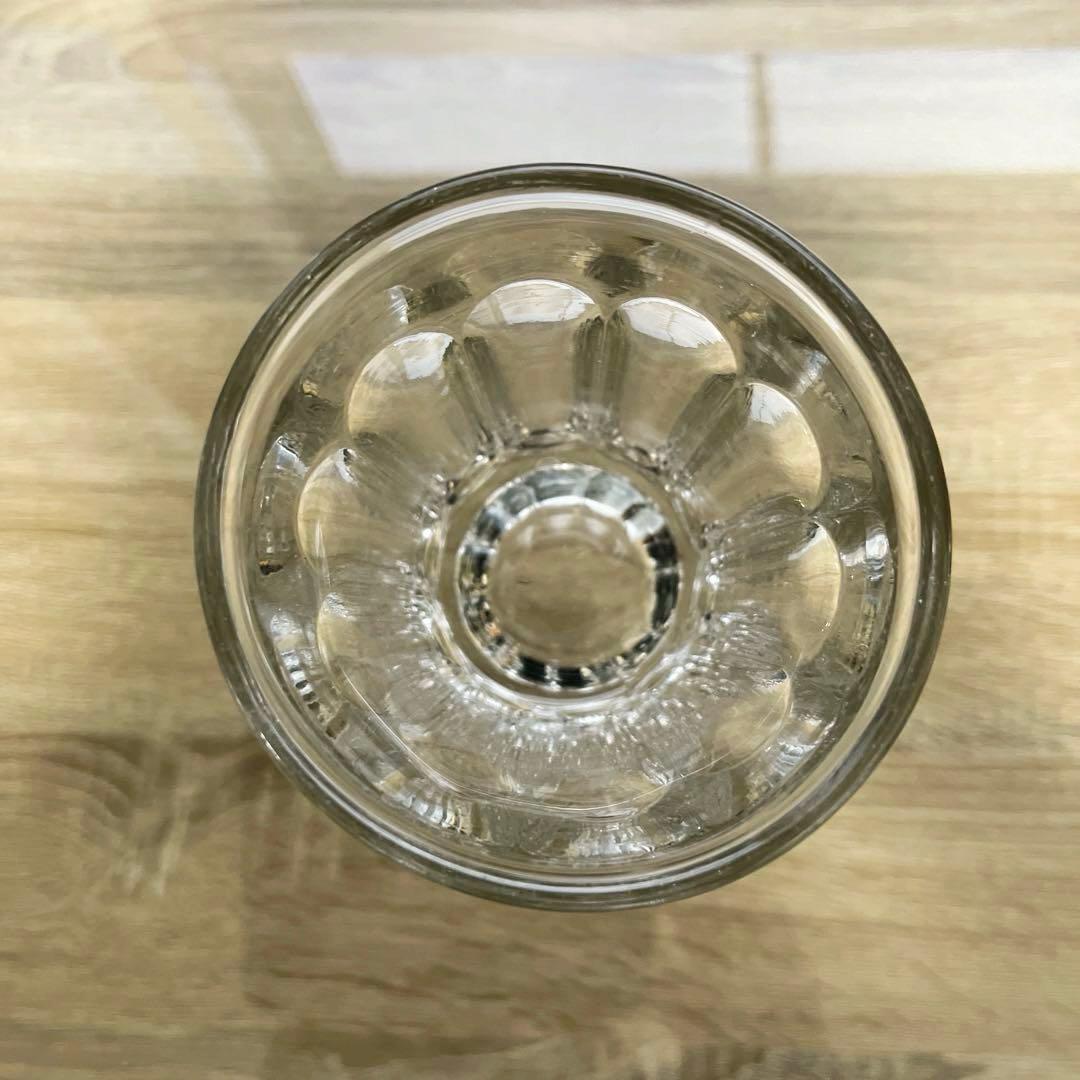 骨董　時代ガラス　ゆらゆら　気泡入り　希少銀色　水飲みコップ　剣先コップ　ウラン