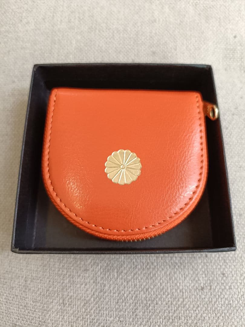 【皇居限定】オレンジ 馬蹄型小銭入 ケース　橙色　朱色