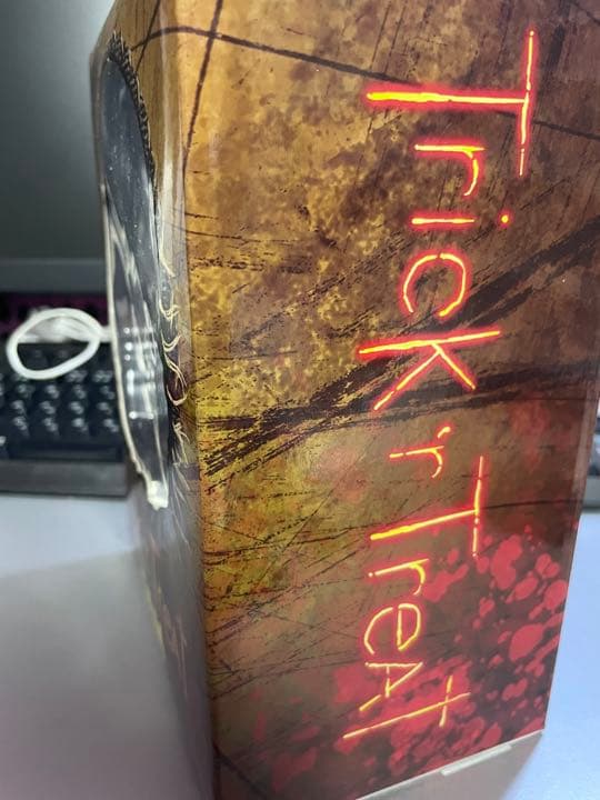 トリックオアトリート　SAM  海外製フィギュア　ブライアン　シンガー