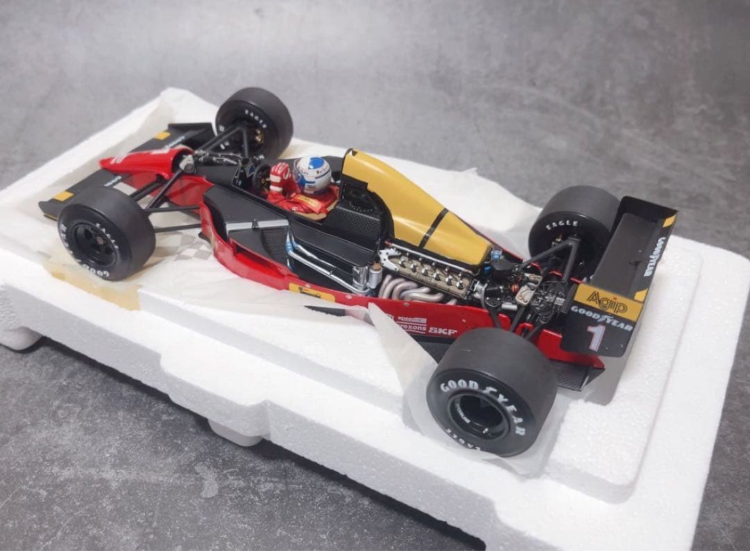 エグゾト 1/18 フェラーリ 日本GP アラン・プロスト コンピューター