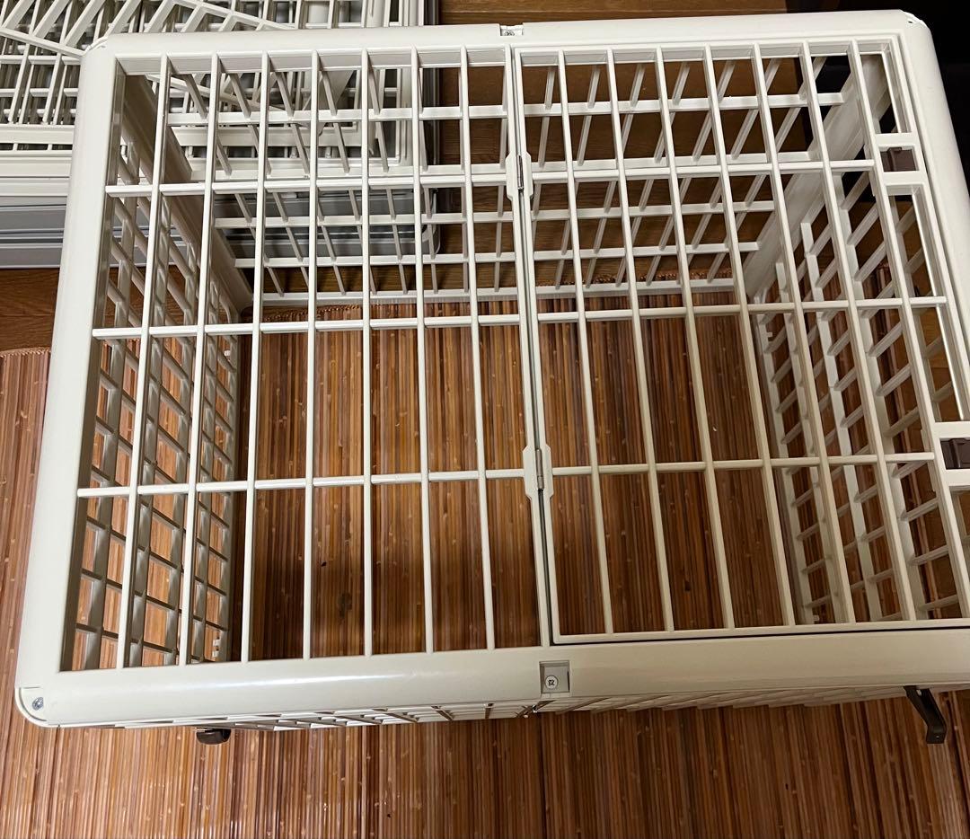 キャスター、天ドア付きキャットケージ２段●プラスチック、樹脂製●匿名配送込み