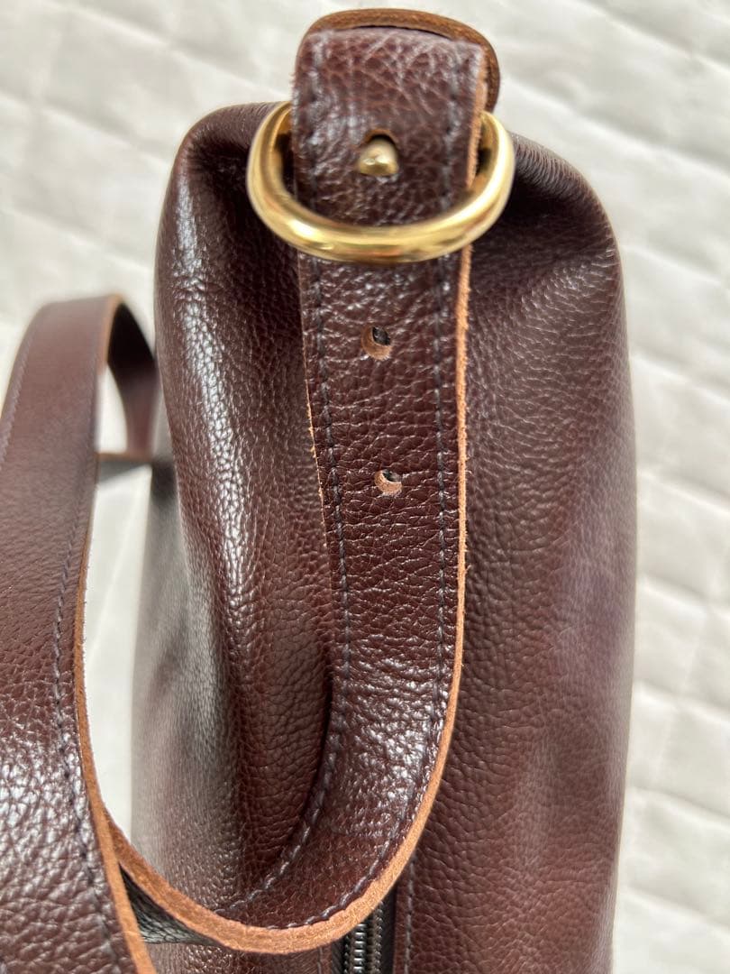 ILBISONTE イルビゾンテ　ショルダーバッグ