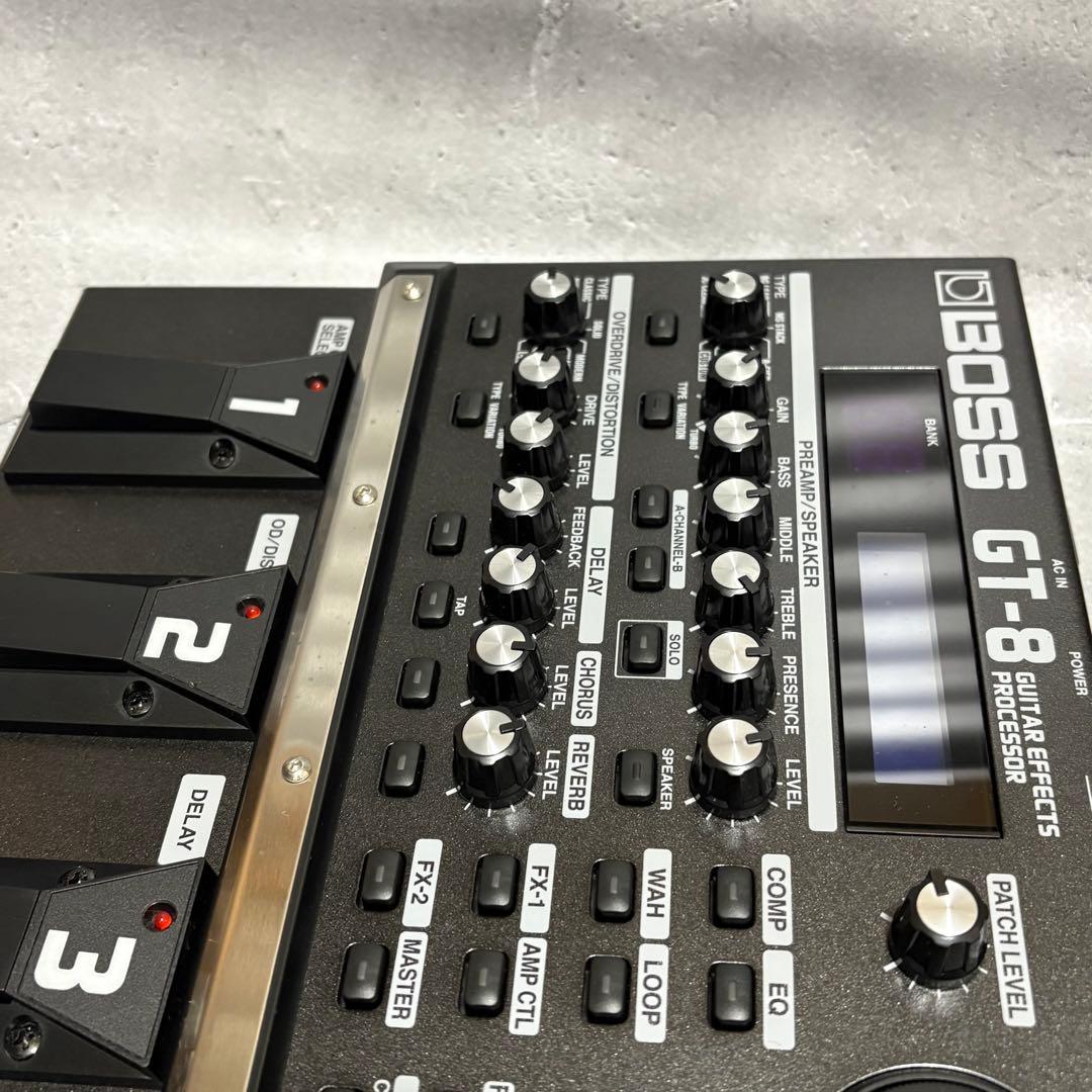 BOSS　GT-8　ギターエフェクター　ソフトケース付き