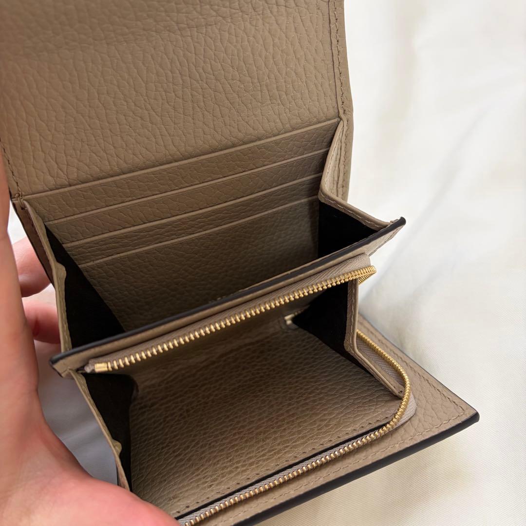 【美品】GUCCI 二つ折り財布