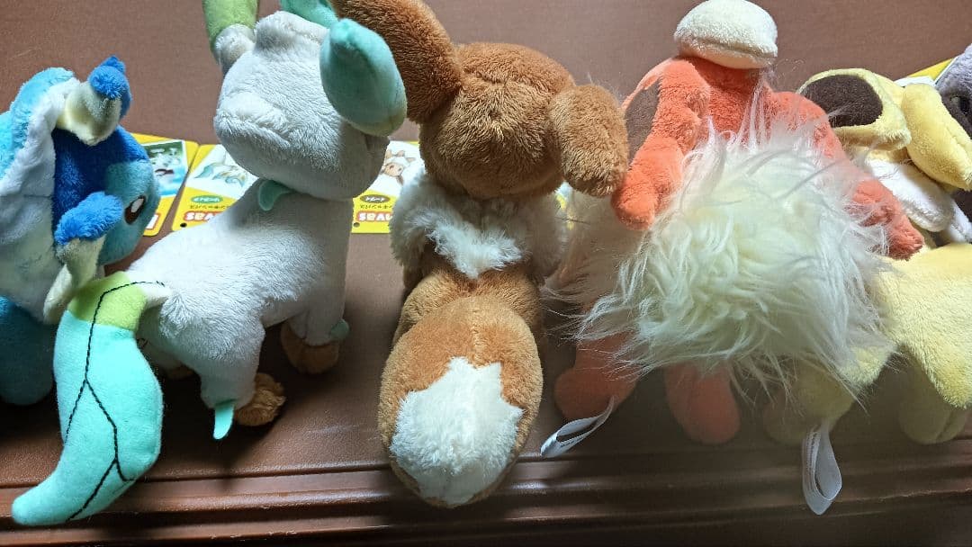 ポケモンキャンバス　ぬいぐるみ　イーブイ　コンプリートセット