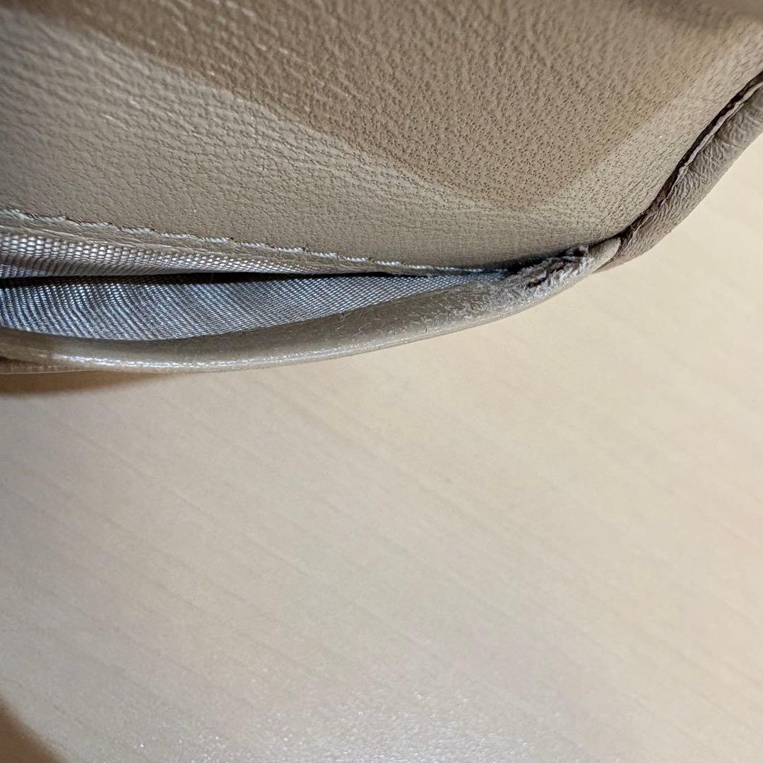 MIUMIU ミュウミュウ 折り財布 マテラッセ　 ベージュ系