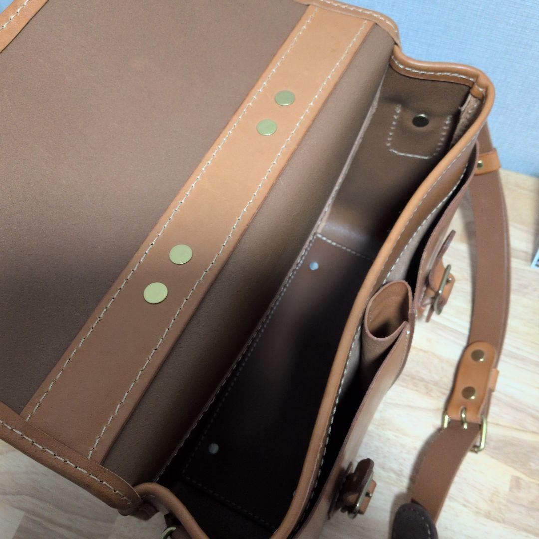 ヘルツ　2wayショルダーバッグ A4可