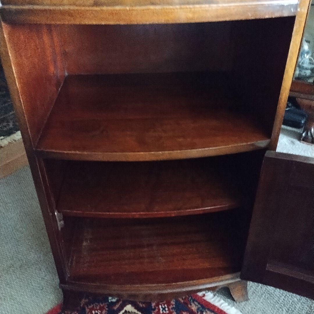 アンティーク　サイドキャビネット