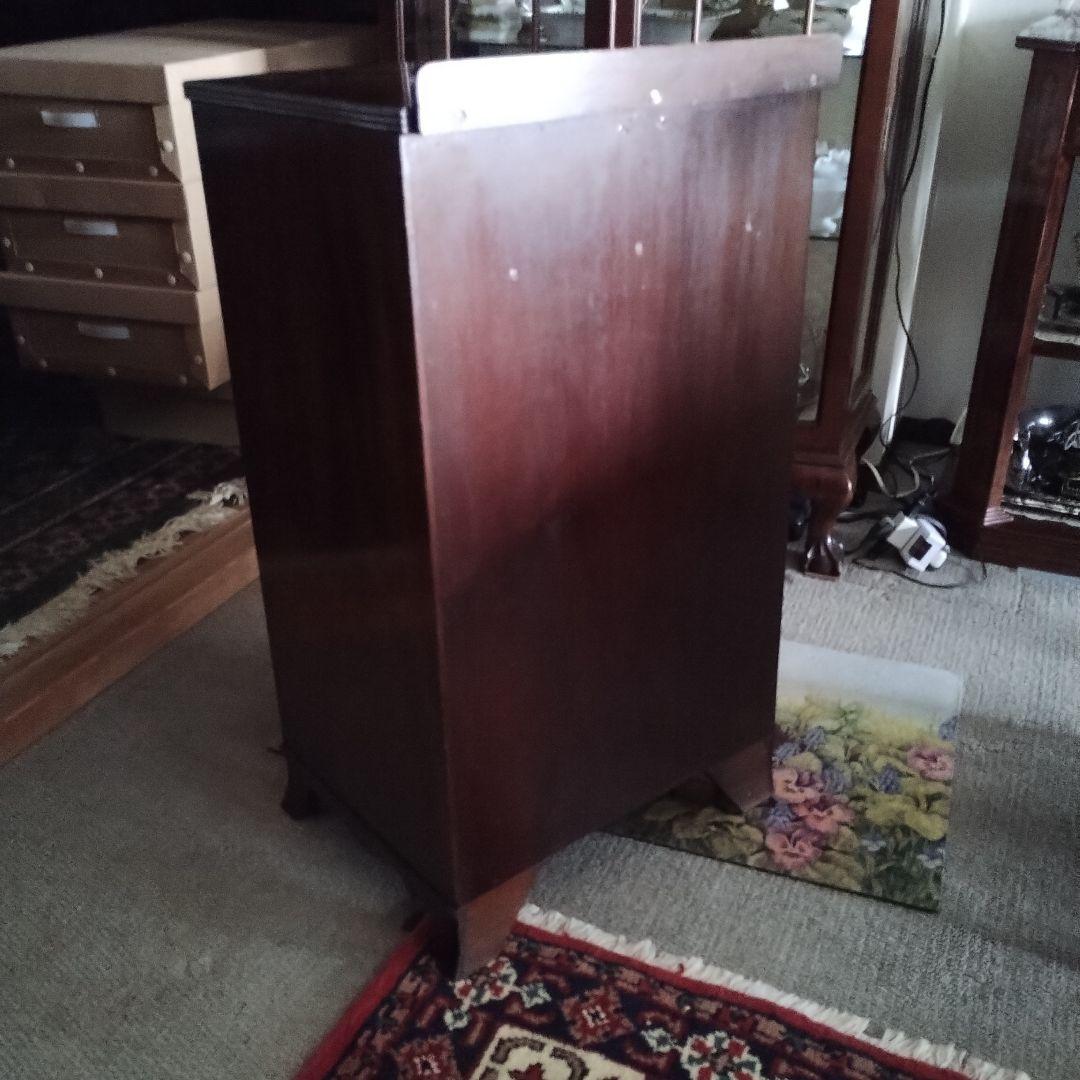 アンティーク　サイドキャビネット