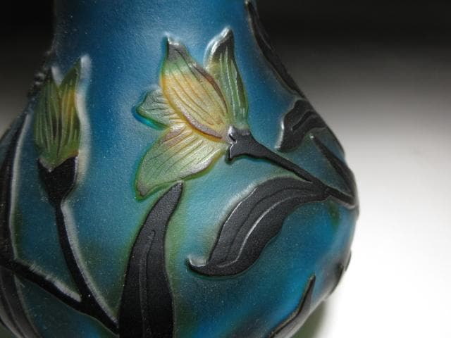 欧州 EmileGalle エミール・ガレ ガラス花瓶／クレマチス図／木箱入り