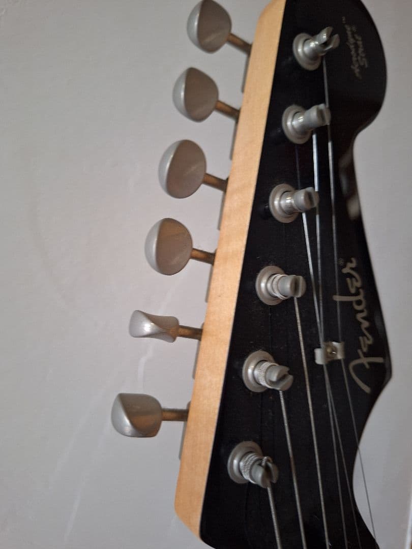 Fender JAPAN フェンダージャパン　ストラトキャスター　黒