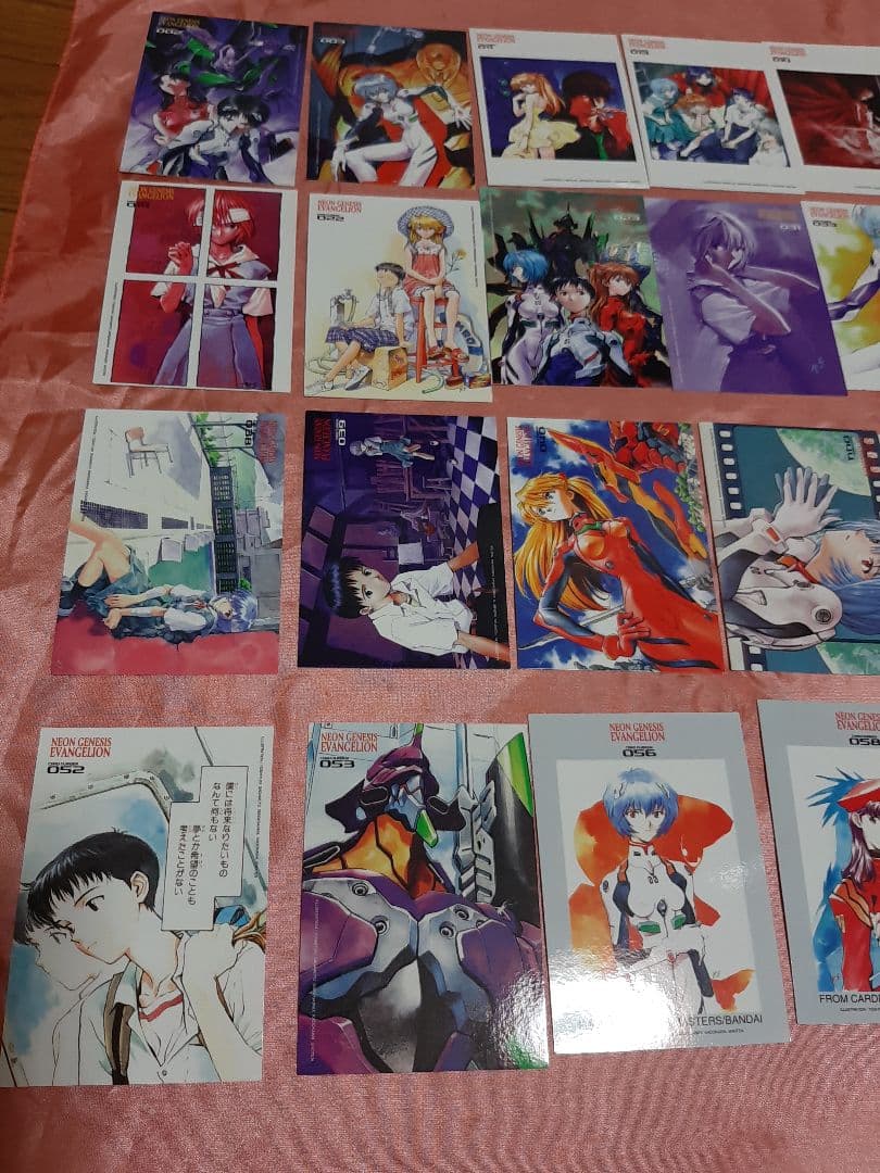 カード32枚つき新世紀エヴァンゲリオン アートトレカブック