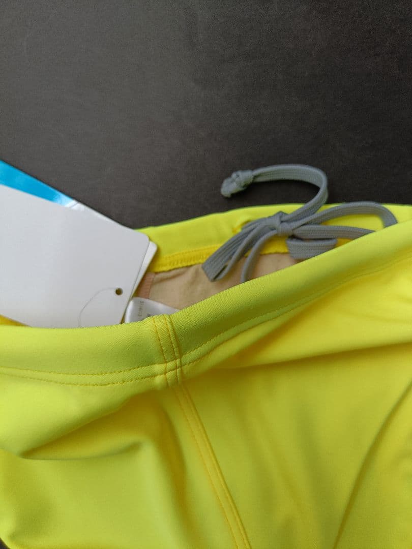 競パン arena アリーナ Ｌサイズ 未使用 イエロー