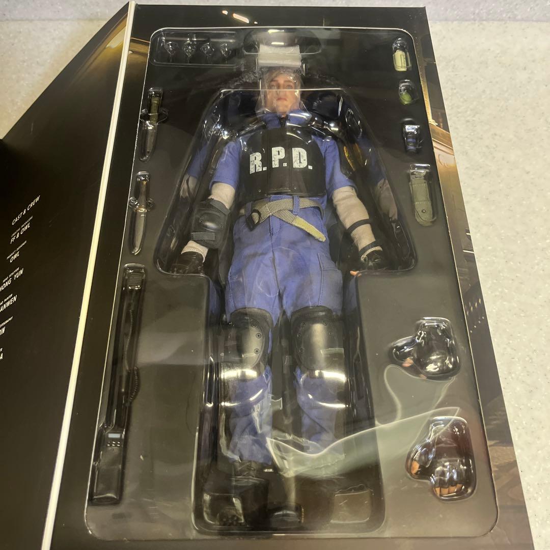 LEON S KENNEDY 1/6スケール CLASSIC VER.