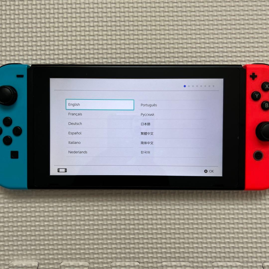 Nintendo 任天堂　switch スイッチ　本体　ジョイコン　付属品
