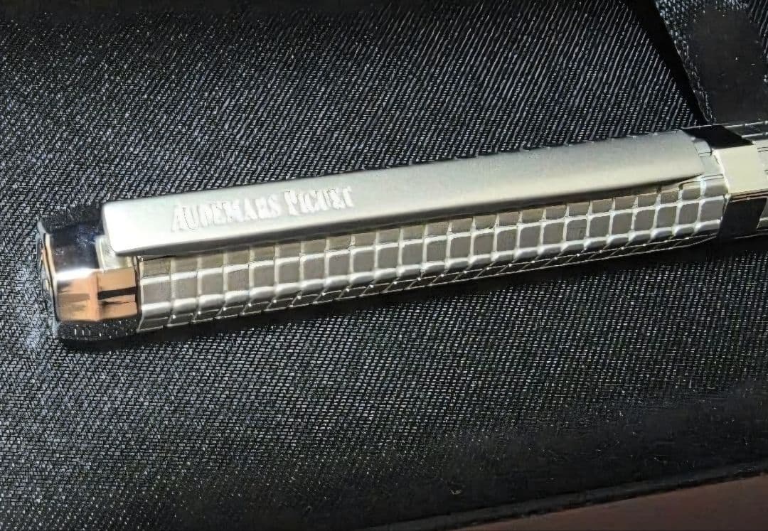 オーデマピゲ　ボールペン　シルバー　箱付き　新品