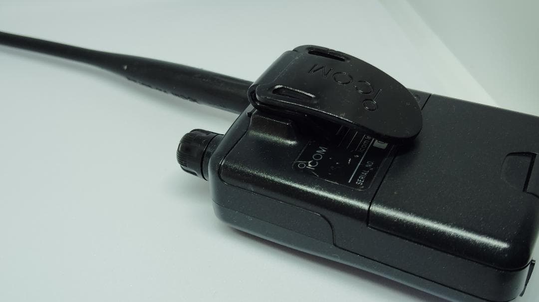 Icom IC-R2 広帯域受信機 0.5~1300MHzフルカバー　中古動作品