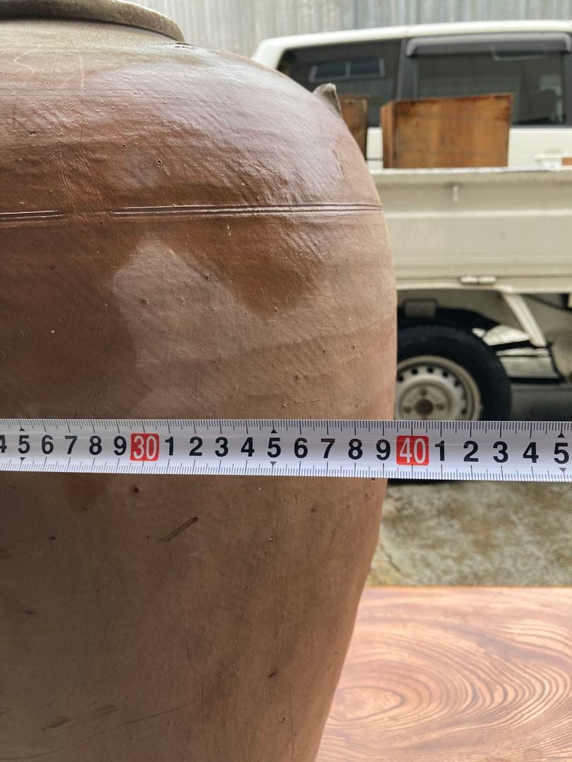 旧家蔵出し　かなり大きな壺　年代物