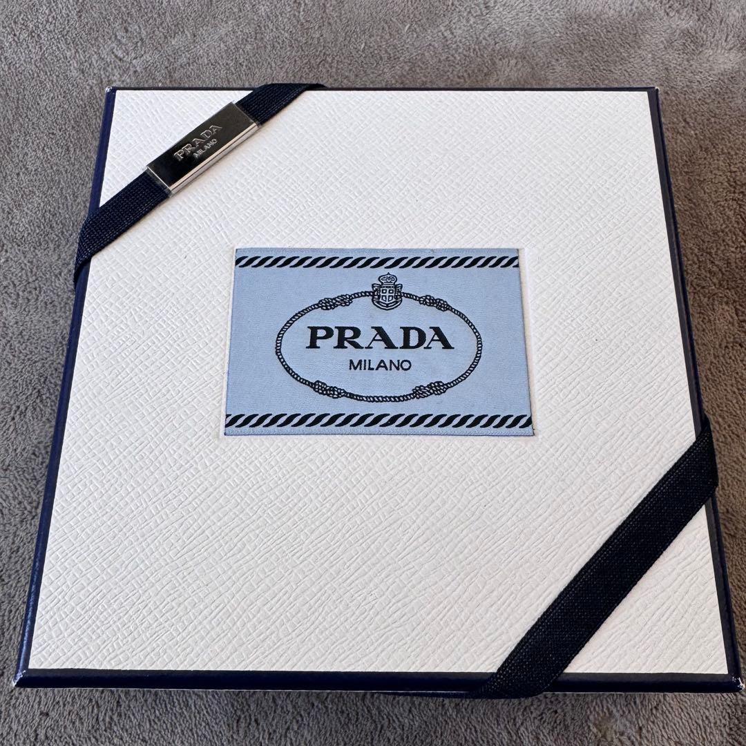 PRADA ペットリード ドッグリード 犬用品 トライアングル