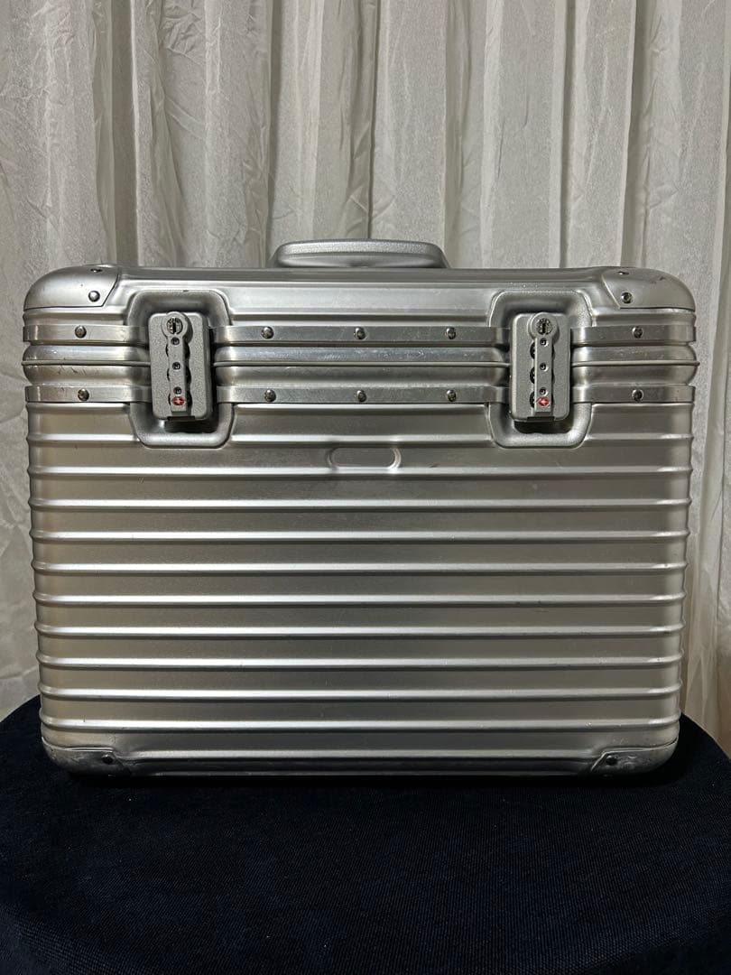 RIMOWA パイロット　トロリー　2輪　カナダ製
