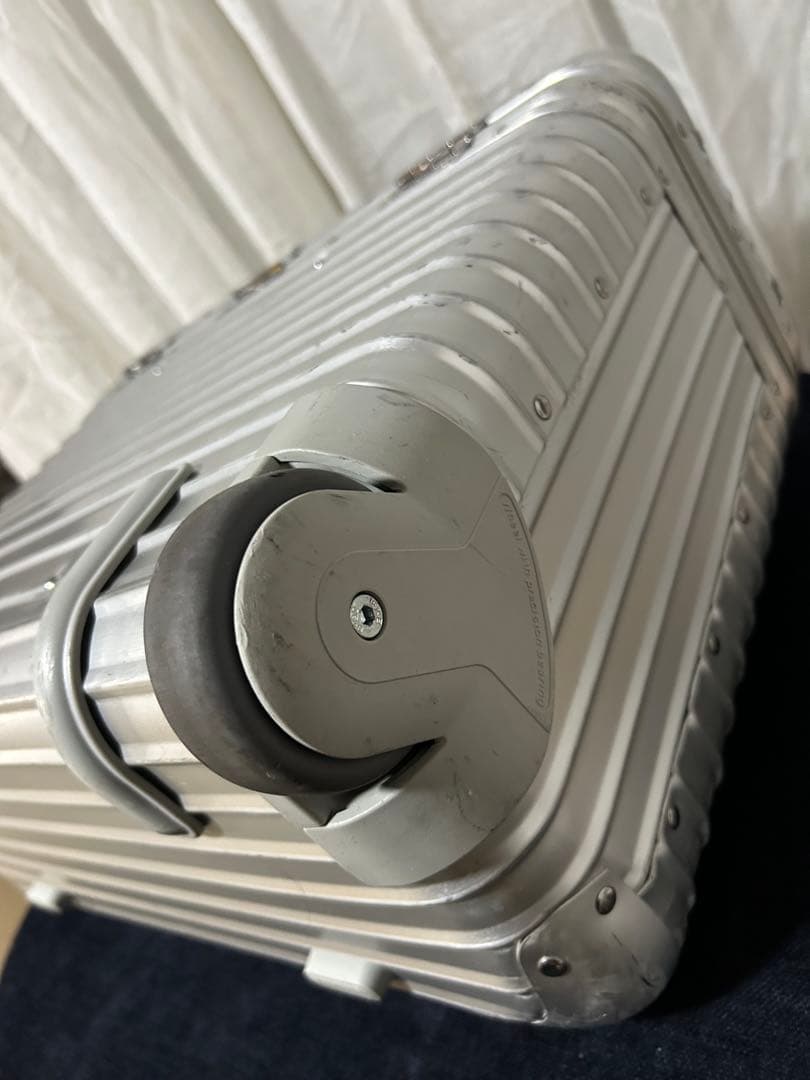 RIMOWA パイロット　トロリー　2輪　カナダ製