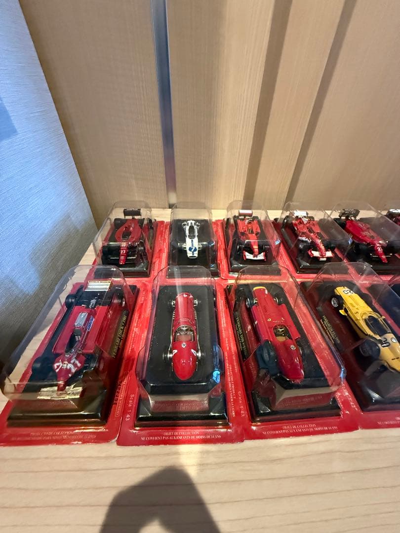 ※ともきち歴代フェラーリコレクション 1/43 スケール　30個セット