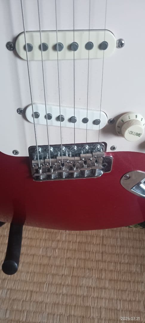 マーメイド Squier　Stratocaster　スクワイヤー