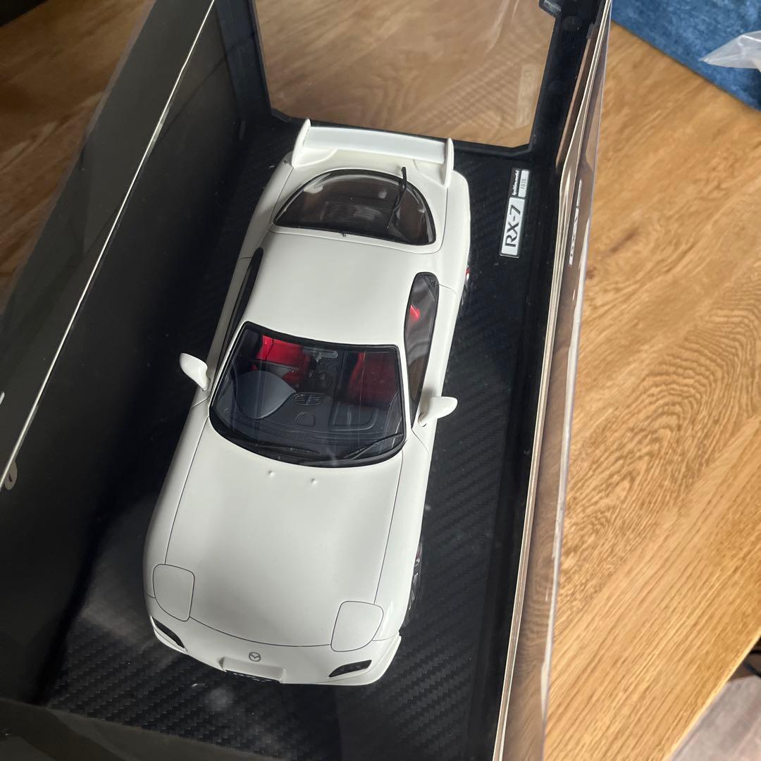 えぶりぃた〜ぼイグニッションモデル 1/18 MAZDA RX-7 FD3