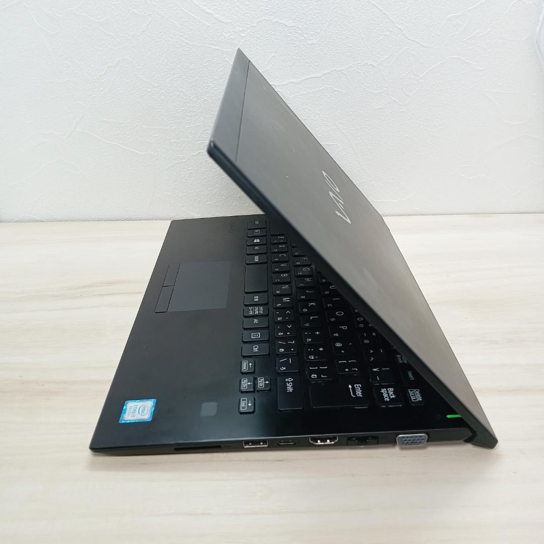 【安心の30日間保障】　VAIO 14型ノートパソコン　　第8世代Core i7
