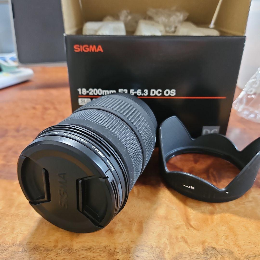 SIGMA 18-200mm F3.5-6.3 DC OS レンズ