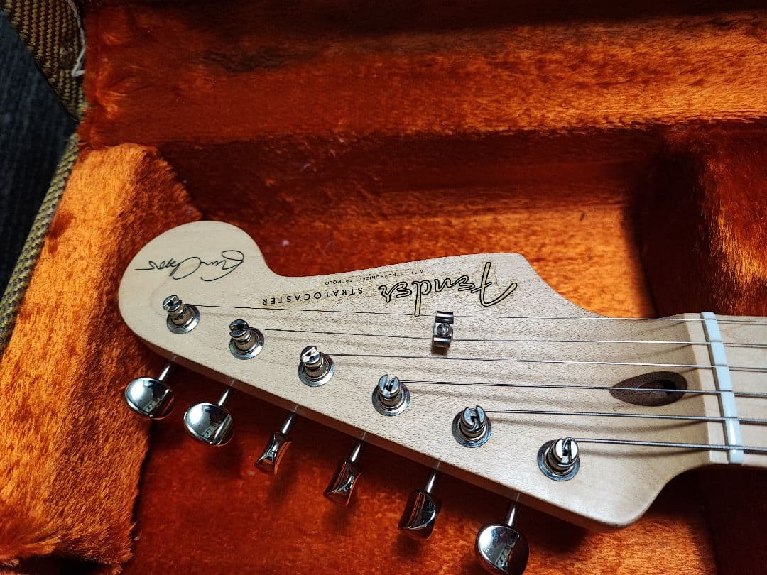 ギター Fender USA Eric Clapton Stratocaster Red