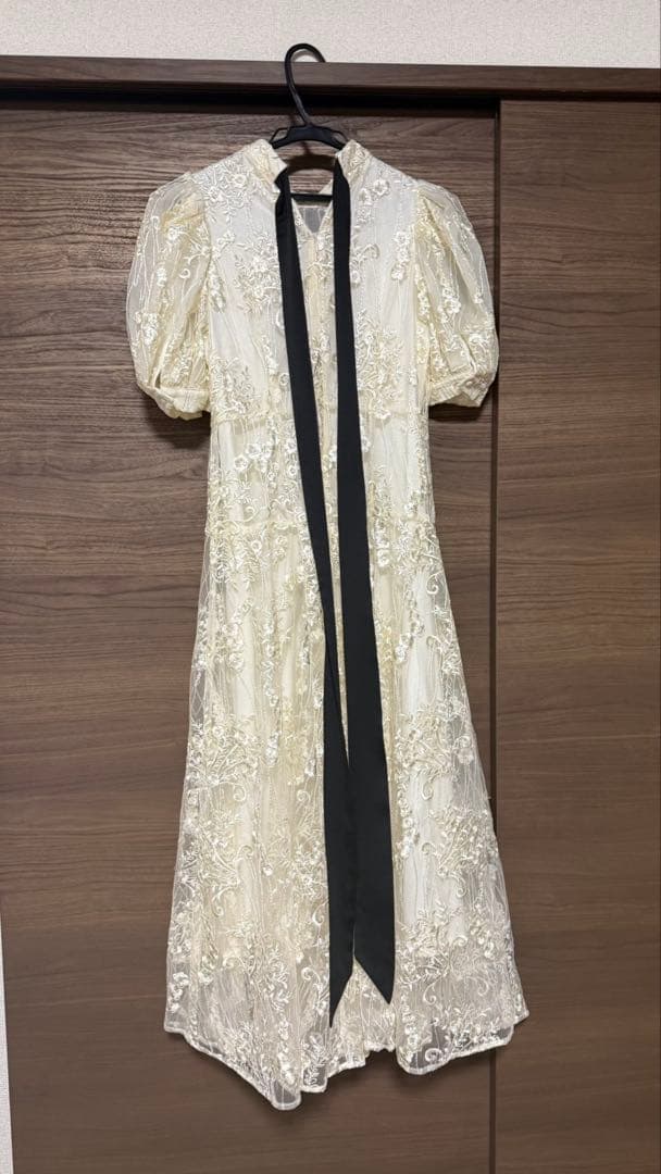 Acka lace flare dress パーティードレス 白ドレス